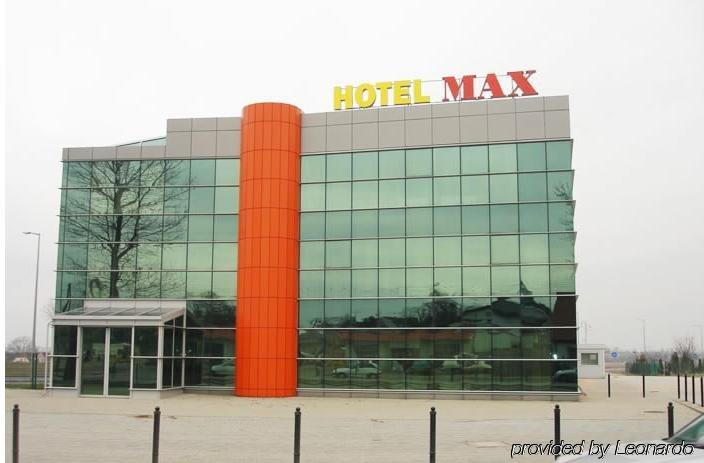 Hotel Max Luboń Exterior foto